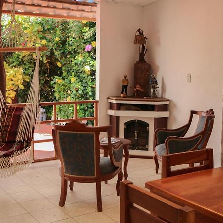 Maytenus Galapagos Puerto Ayora  Ngoại thất bức ảnh