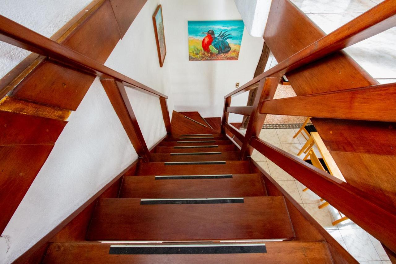 Maytenus Galapagos Puerto Ayora  Ngoại thất bức ảnh
