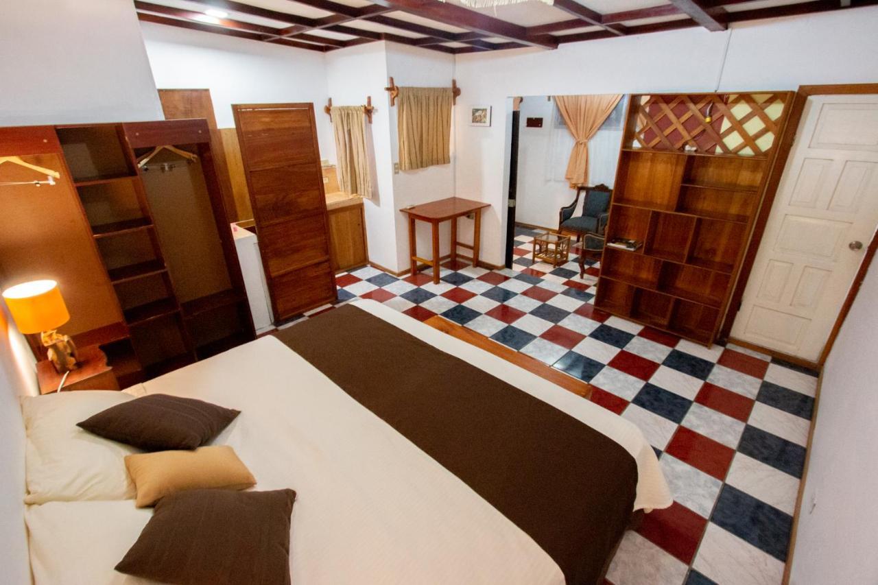 Maytenus Galapagos Puerto Ayora  Ngoại thất bức ảnh